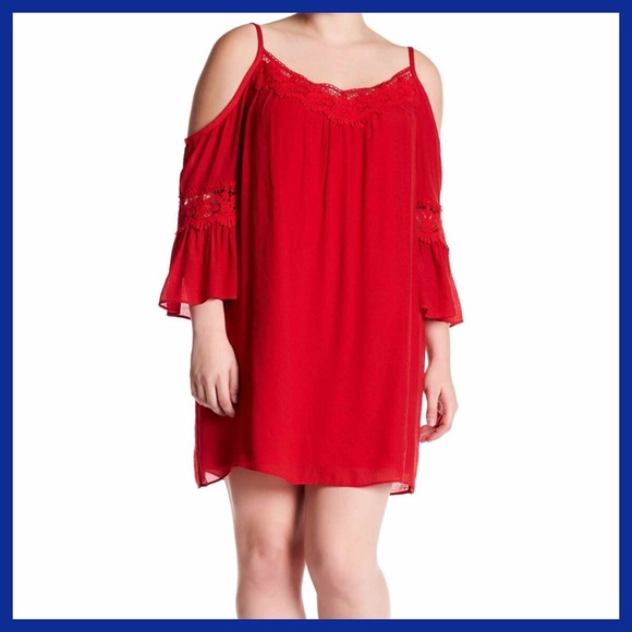 Dresses & Skirts - 🔥REDUCED🔥 Plus Size Red Lace Detail Dress